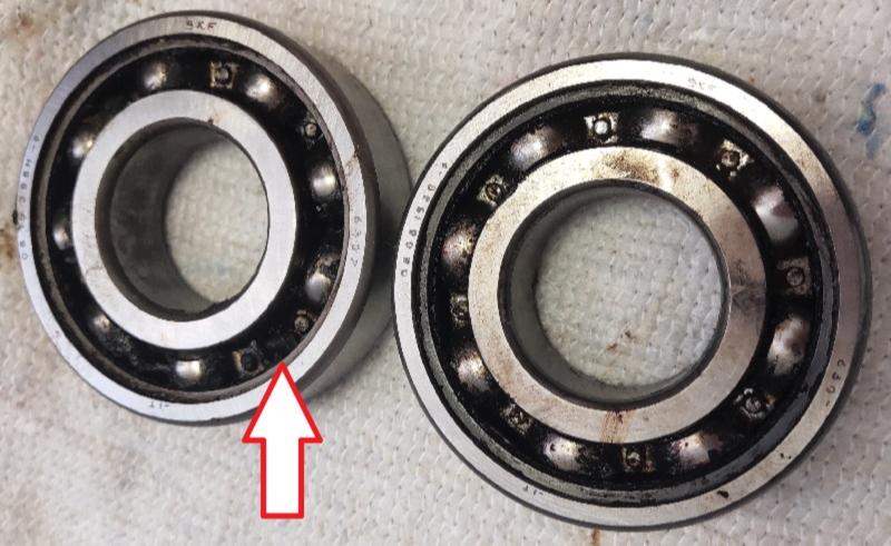 Unusual bearing defect 6